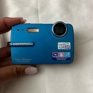 Olympus stylus water camera